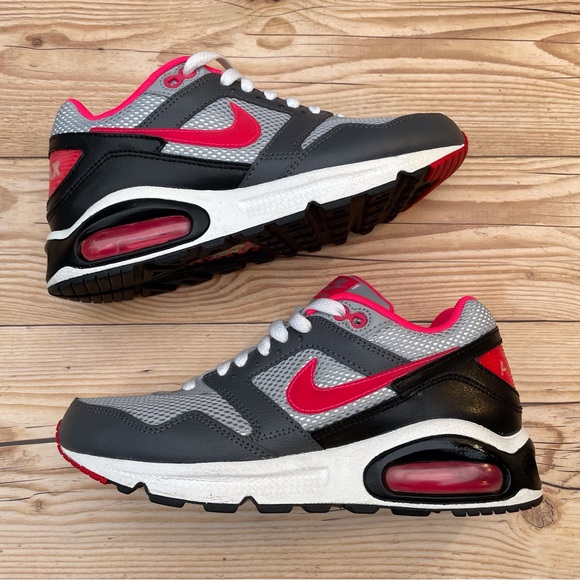 Nike Air Max Navigate - Picture 4 of 16